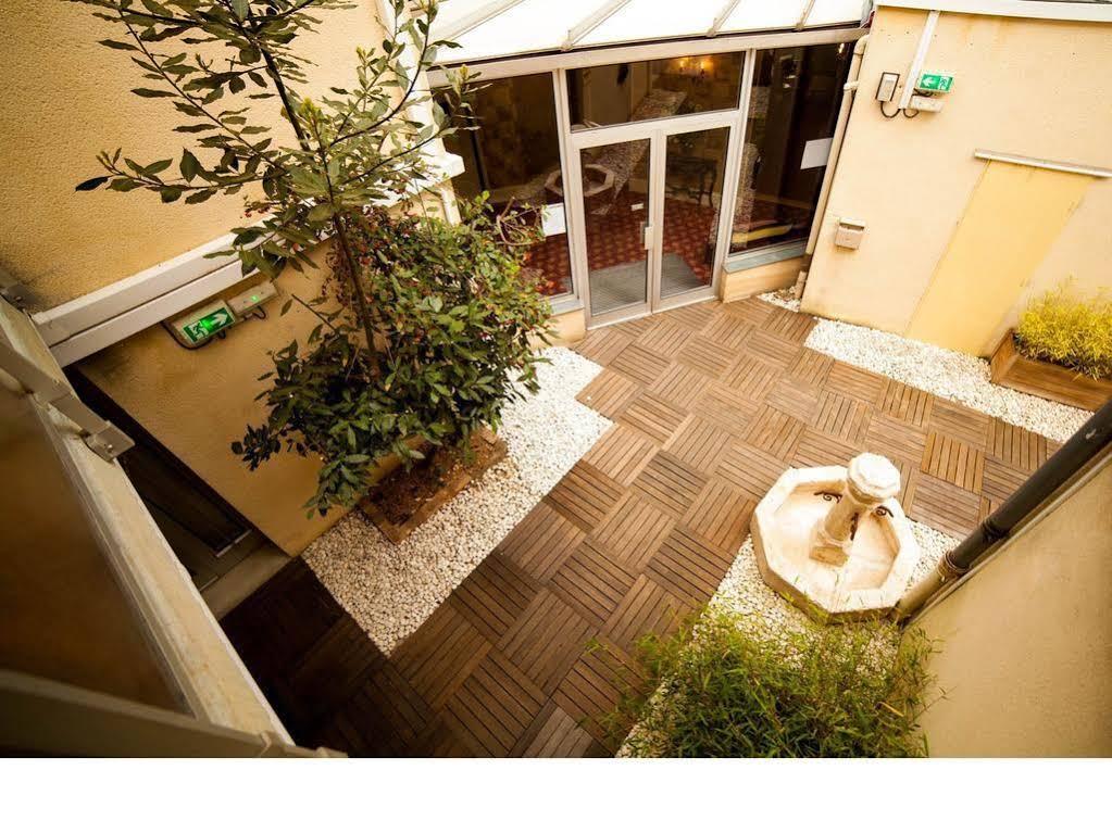 Le Clos Saint Martin Hotel ซ็องแซร์ ภายนอก รูปภาพ